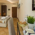 Bluelake Hostel