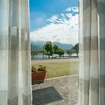 Hostel Bluelake Olginate