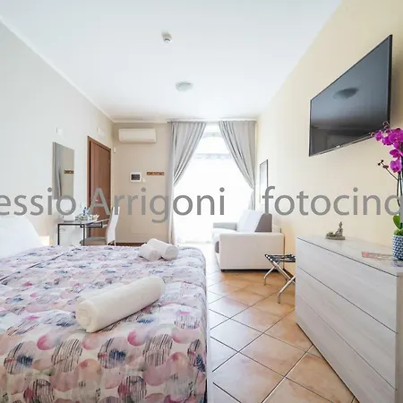 Bluelake Auberge de jeunesse Olginate