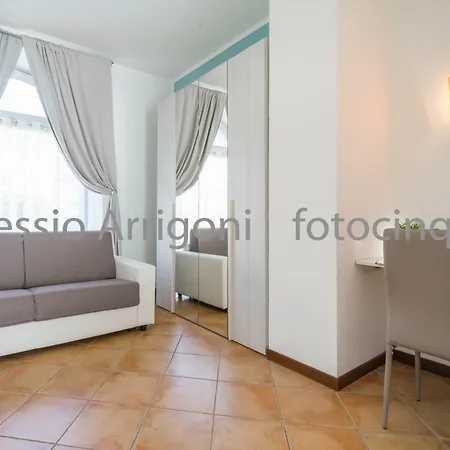 Bluelake Auberge de jeunesse Olginate